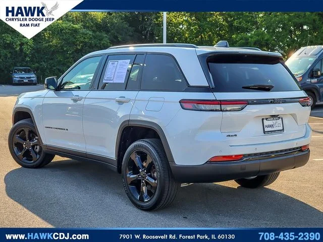 Certified Used 2024 White Jeep Altitude X image 7