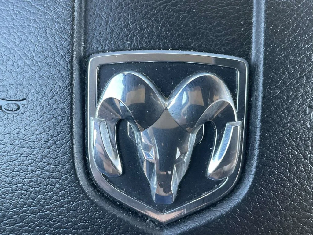 Used 2021 Blue Ram SLT image 28