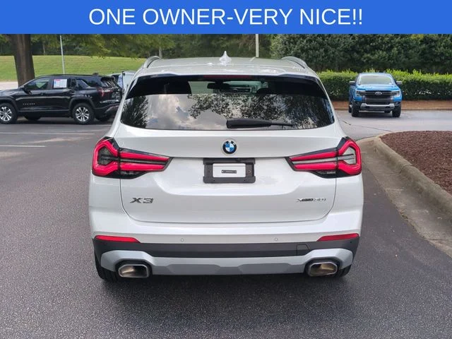 Used 2024 White BMW xDrive30i image 4
