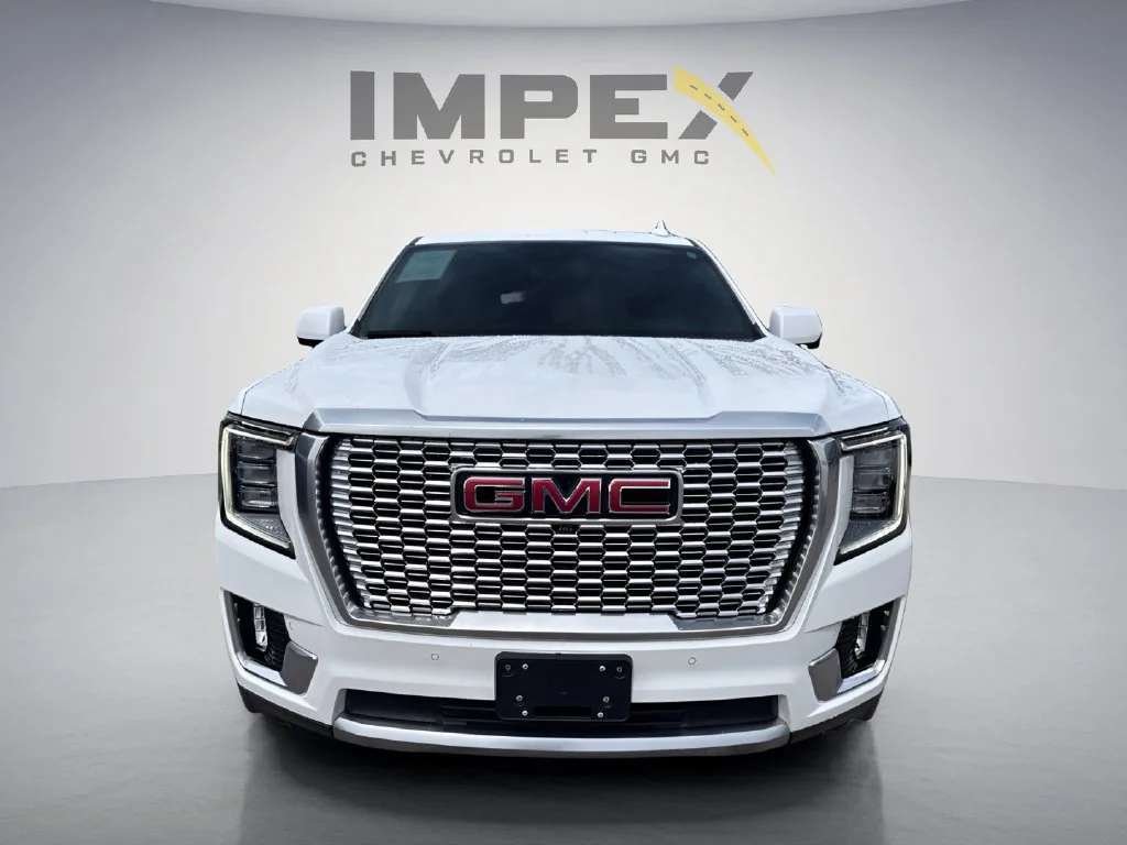 Used 2024 Summit White GMC Denali image 8