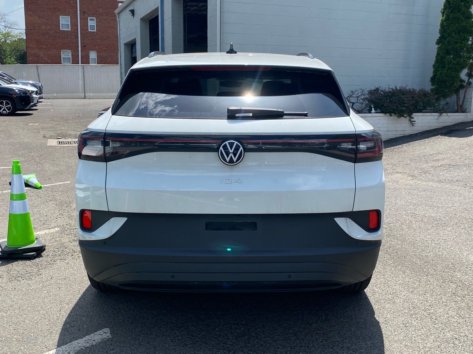 Certified Used 2024 White Volkswagen Standard image 4