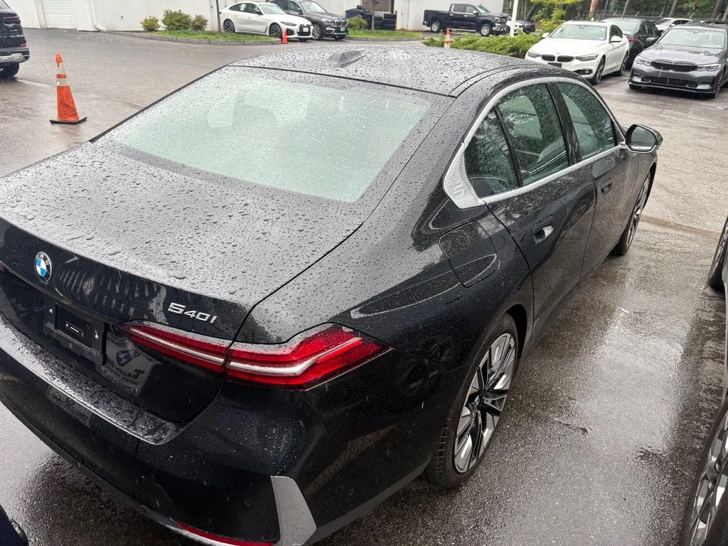 Used 2026 Black BMW 540i xDrive image 5