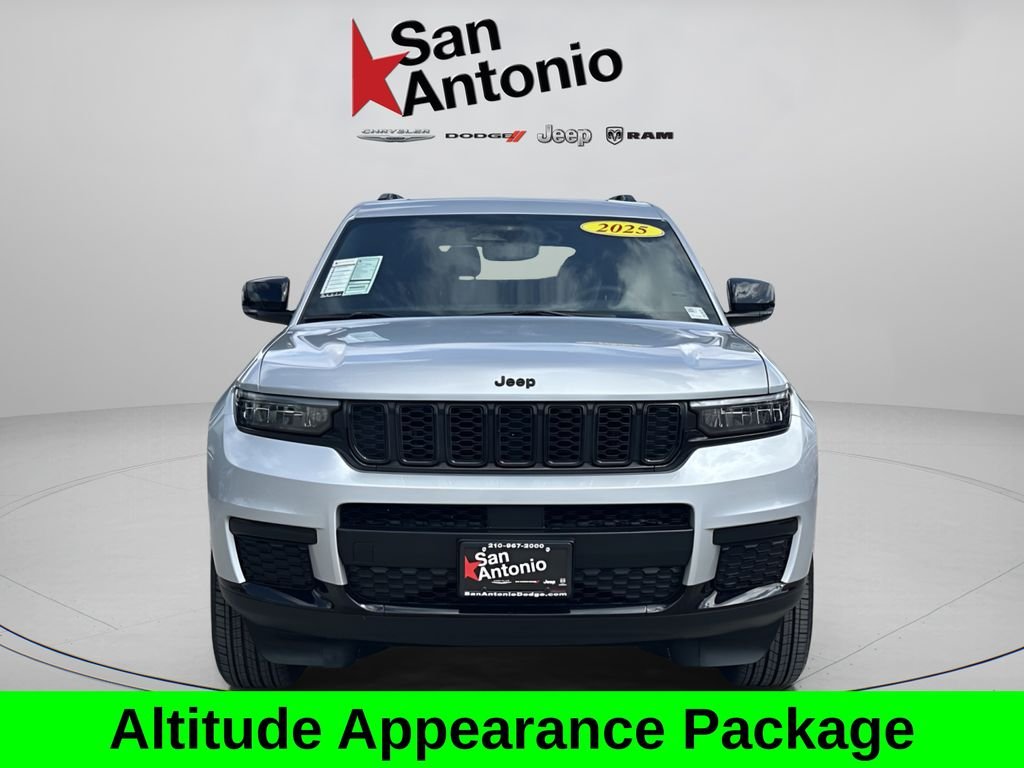 Used 2025 Silver Jeep Altitude X image 4