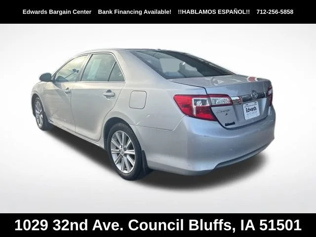 Used 2014 Silver Toyota XLE image 5