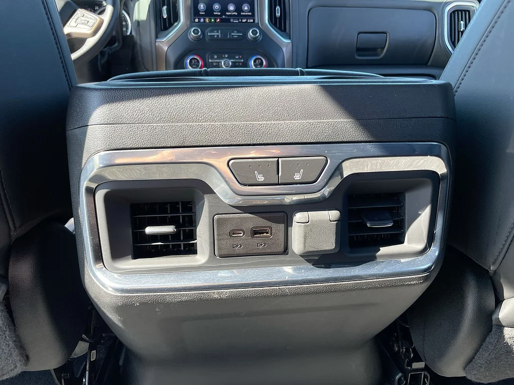Used 2022 Black Chevrolet High Country image 22