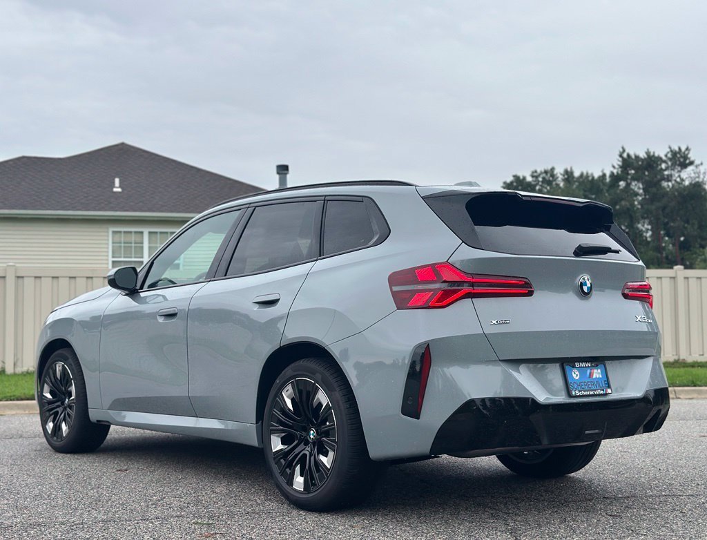 New 2027 Cape York Green Metallic BMW xDrive28i image 5