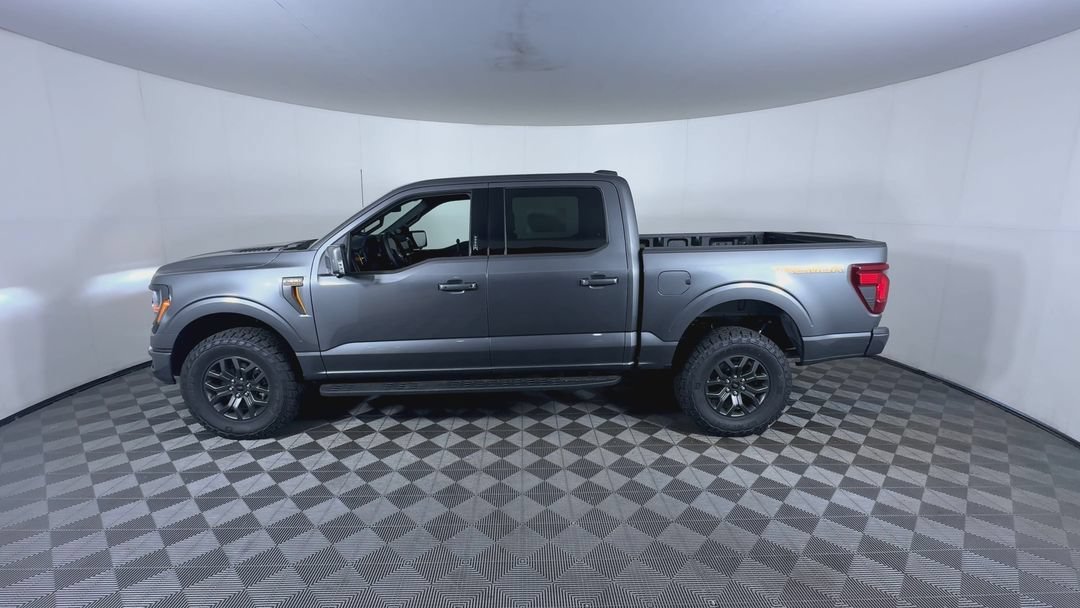 New 2026 Carbonized Gray Metallic Ford Tremor image 5
