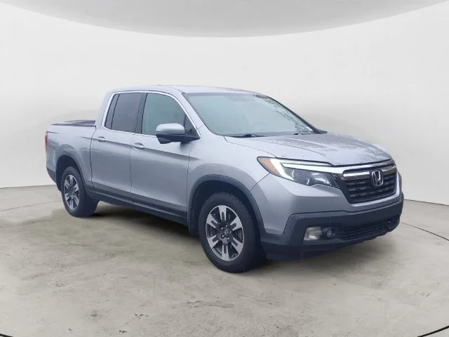 Used 2017  Honda RTL-T image 3