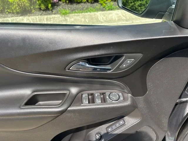 Used 2020 Nightfall Gray Metallic Chevrolet Premier image 15