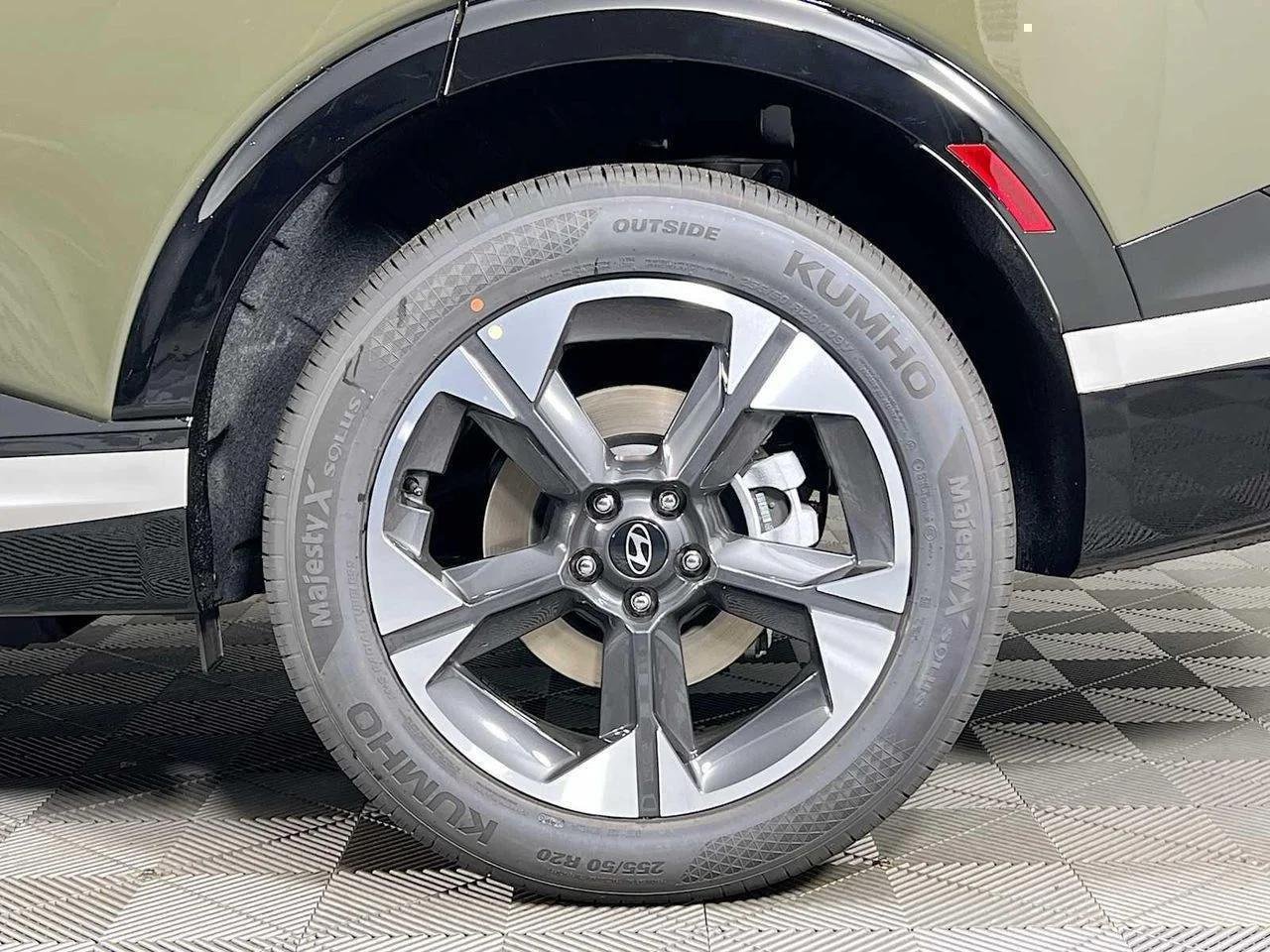 2026 Hyundai Palisade Limited - Photo 21
