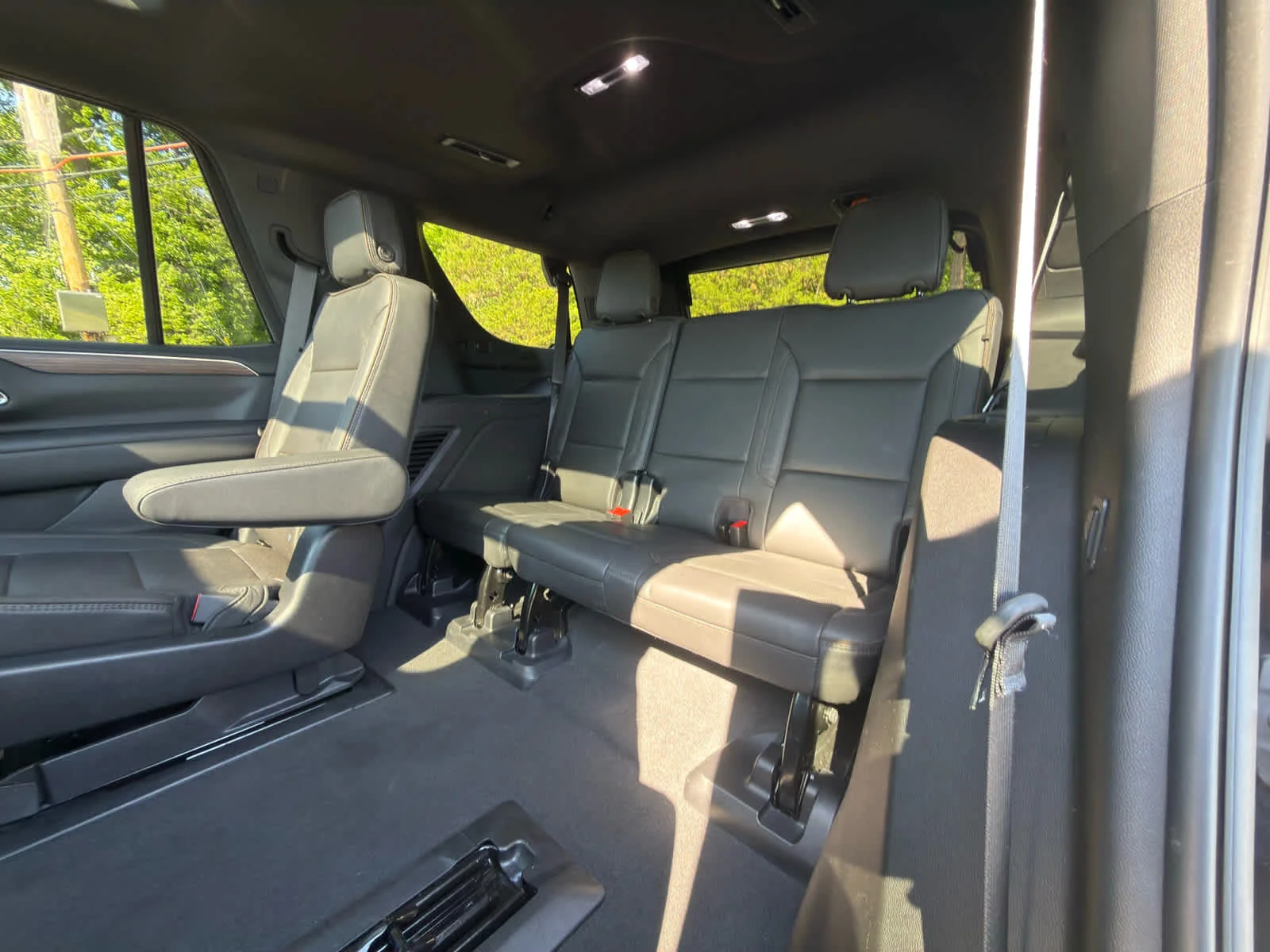 Used 2023 Black Chevrolet High Country image 17
