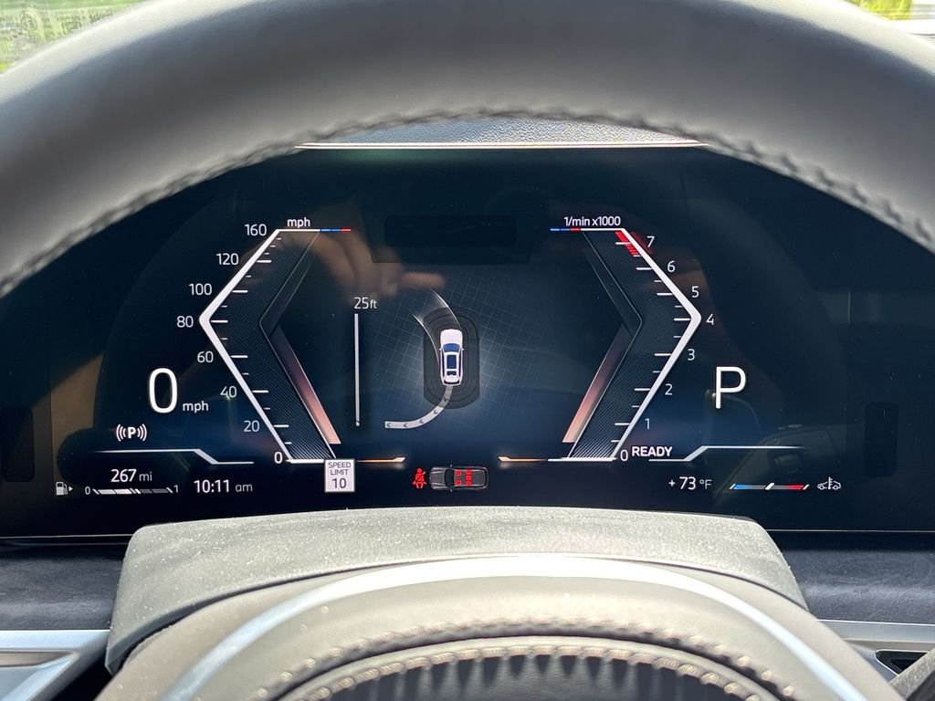 New 2027 Alpine White BMW xDrive40i image 10