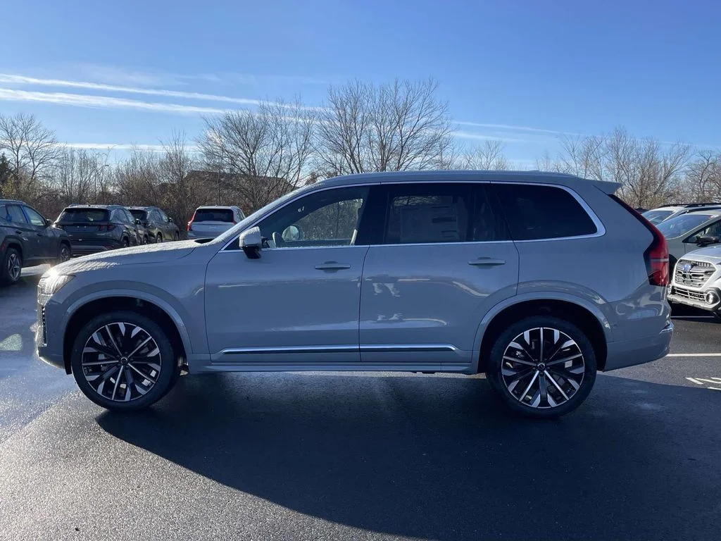 New 2026 Vapour Grey Volvo Plus image 24