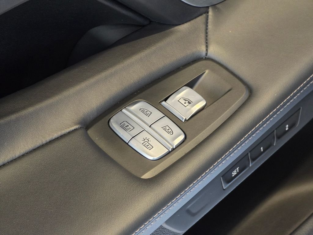 2021 BMW 7 Series M760i - Photo 64