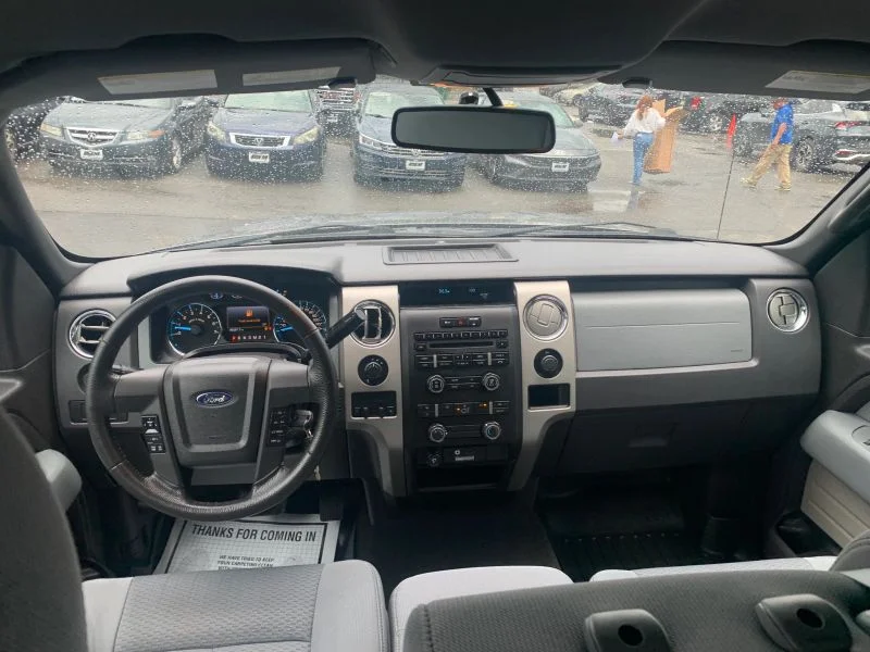 Used 2011 Gray Ford XLT Pickup 4D 5 1/2 ft image 27