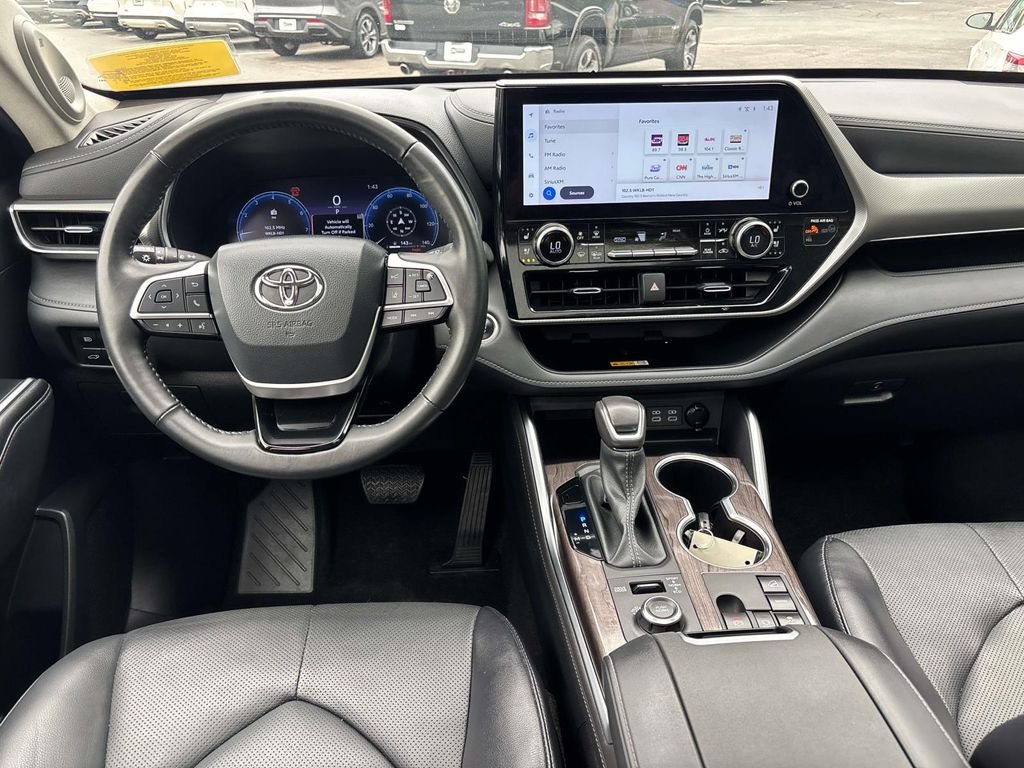 Used 2024 Beige Toyota Platinum image 14