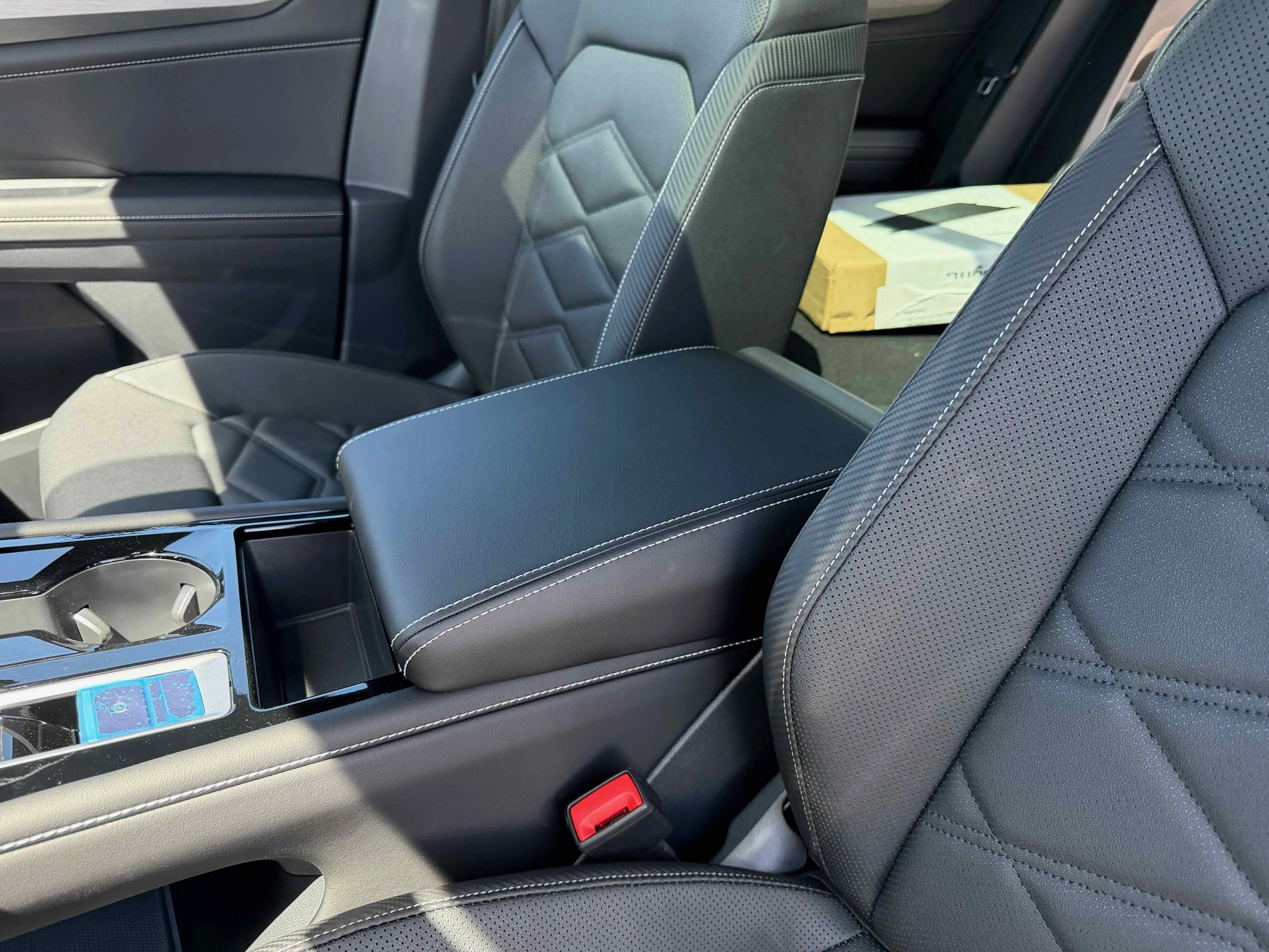 New 2026 Gray Volkswagen 2.0T SE w/Technology image 27