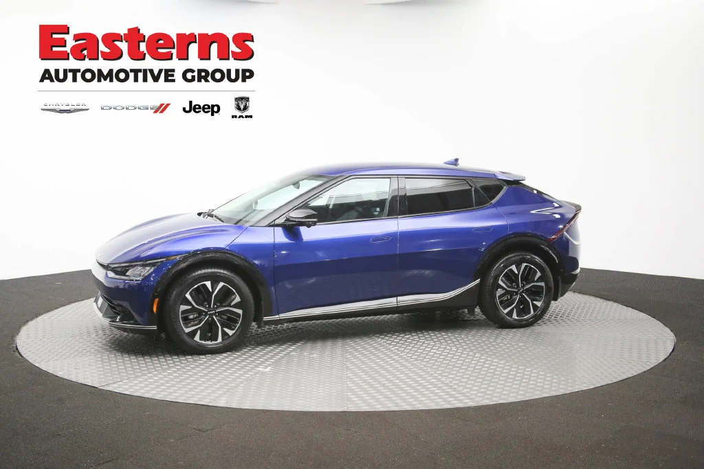 Used 2024 Blue Kia Wind image 52