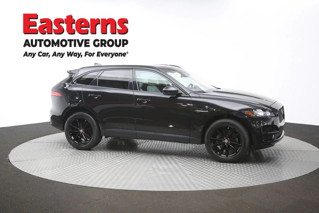 Used 2020 Black Jaguar 25t Prestige image 51