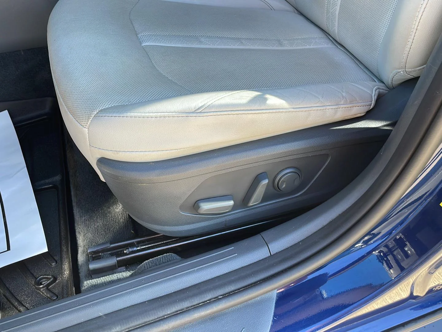 Used 2020 Stormy Sea Hyundai Limited image 19