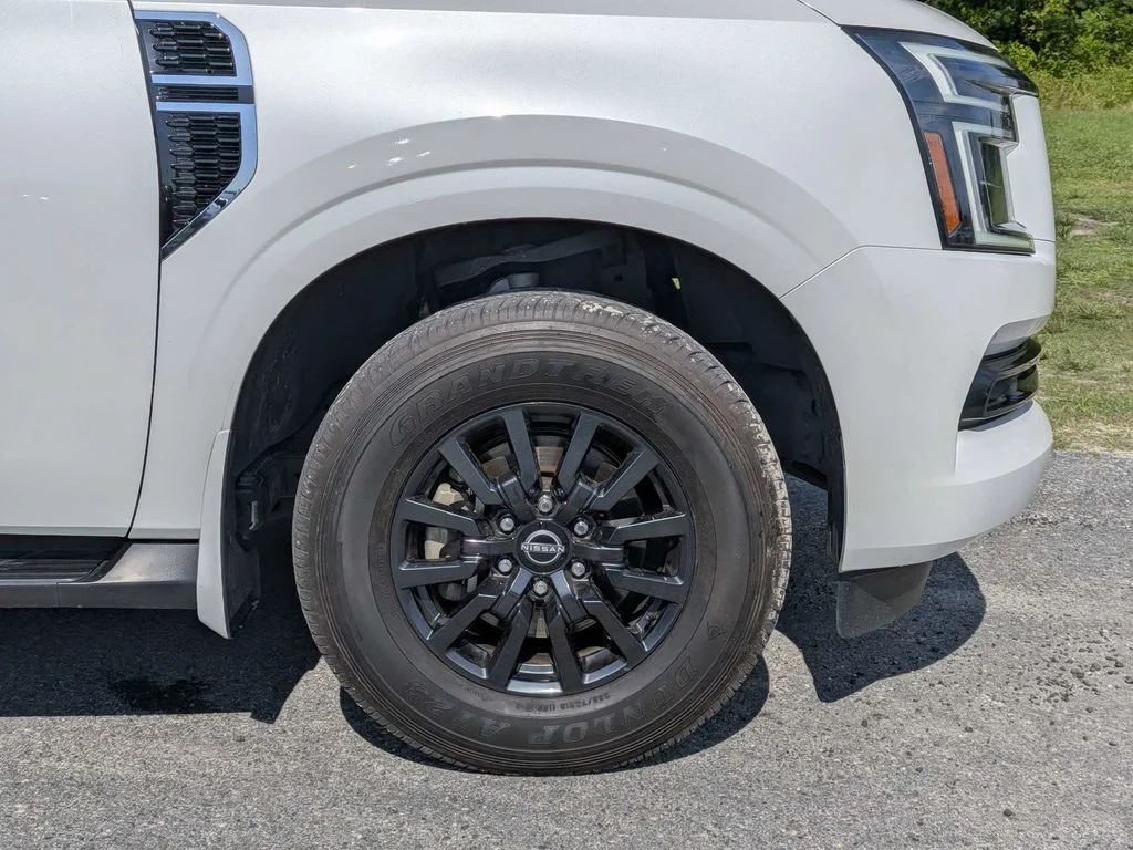 Used 2025 White Nissan SV image 11
