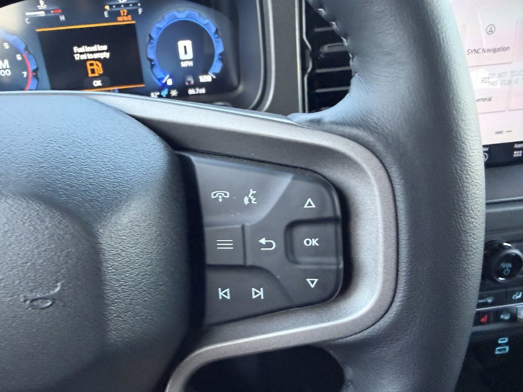 New 2025 Carbonized Gray Metallic Ford Badlands® image 30