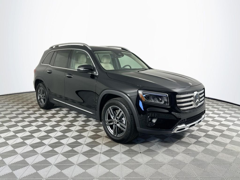 2026 Mercedes-Benz GLB GLB 250's photo