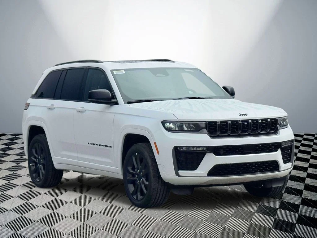 New 2026 White Jeep Limited Reserve image 4