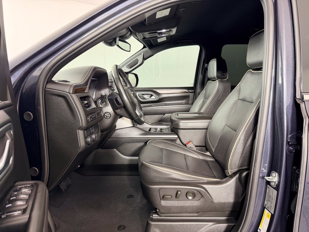 Used 2023 Gray Chevrolet Premier image 21