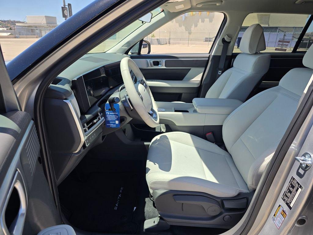 New 2026 Silver Hyundai SE image 12