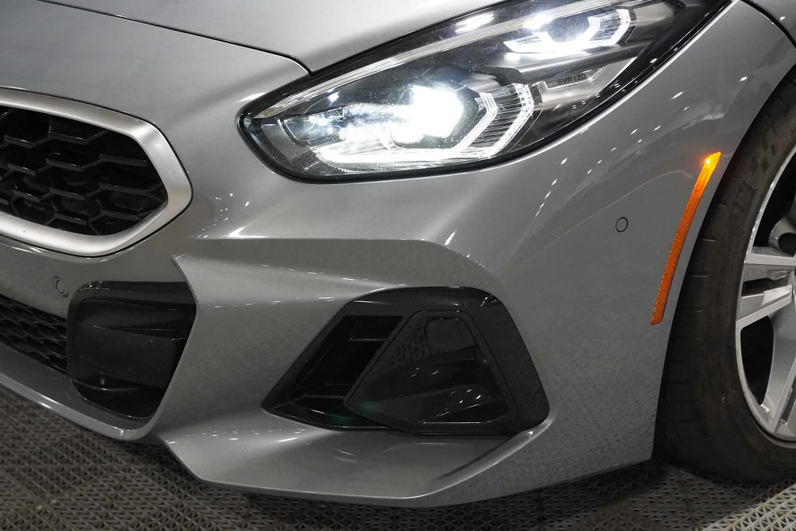 Certified Used 2026 Skyscraper Grey Metallic BMW sDrive30i image 7