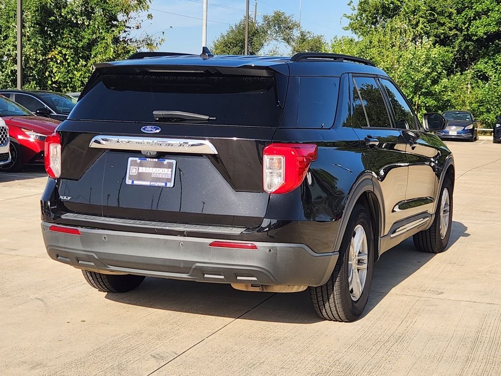 Used 2020 Agate Black Metallic Ford XLT image 9