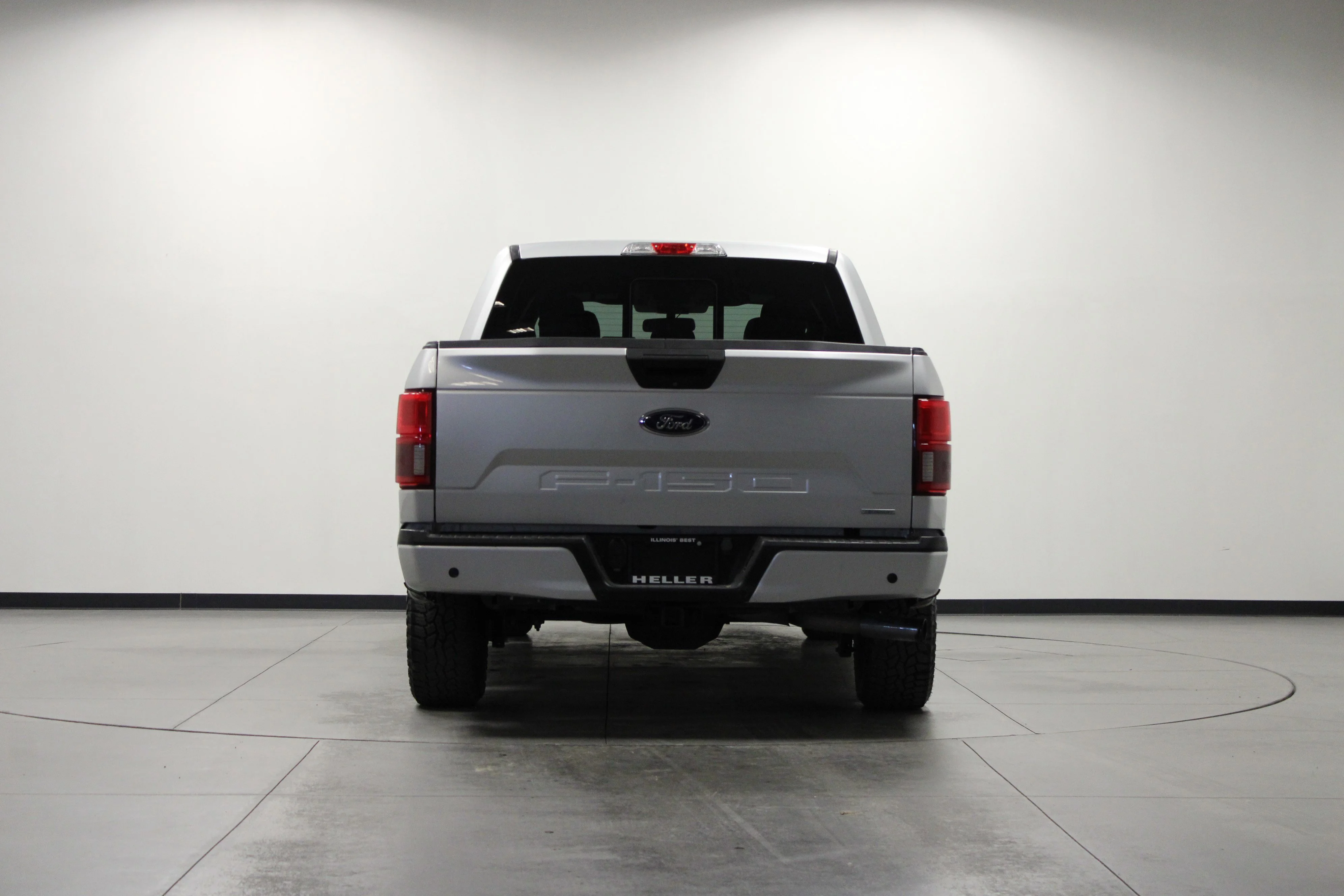 Used 2019 Ingot Silver Ford XLT image 6