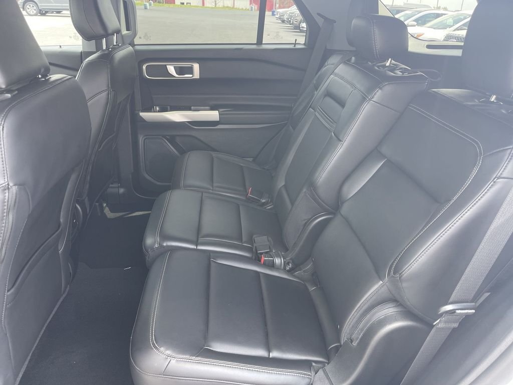 Used 2023 White Ford XLT image 21
