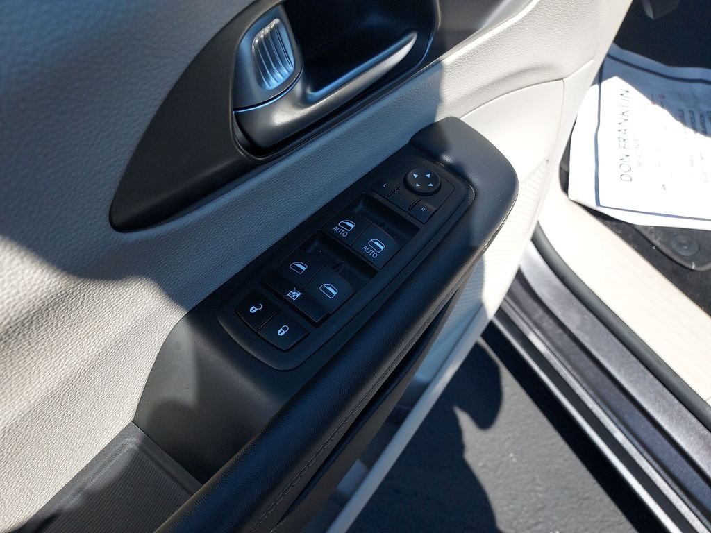 Used 2023 Gray Chrysler Touring L image 11