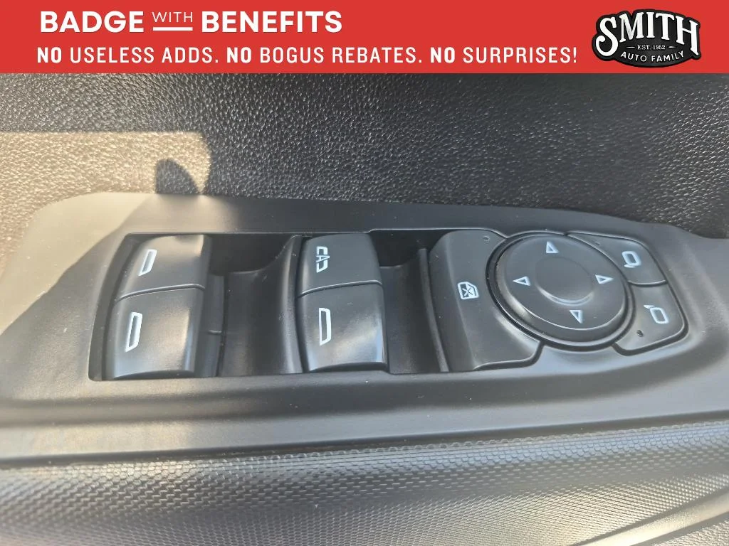 Certified Used 2022 Summit White GMC Pro image 20