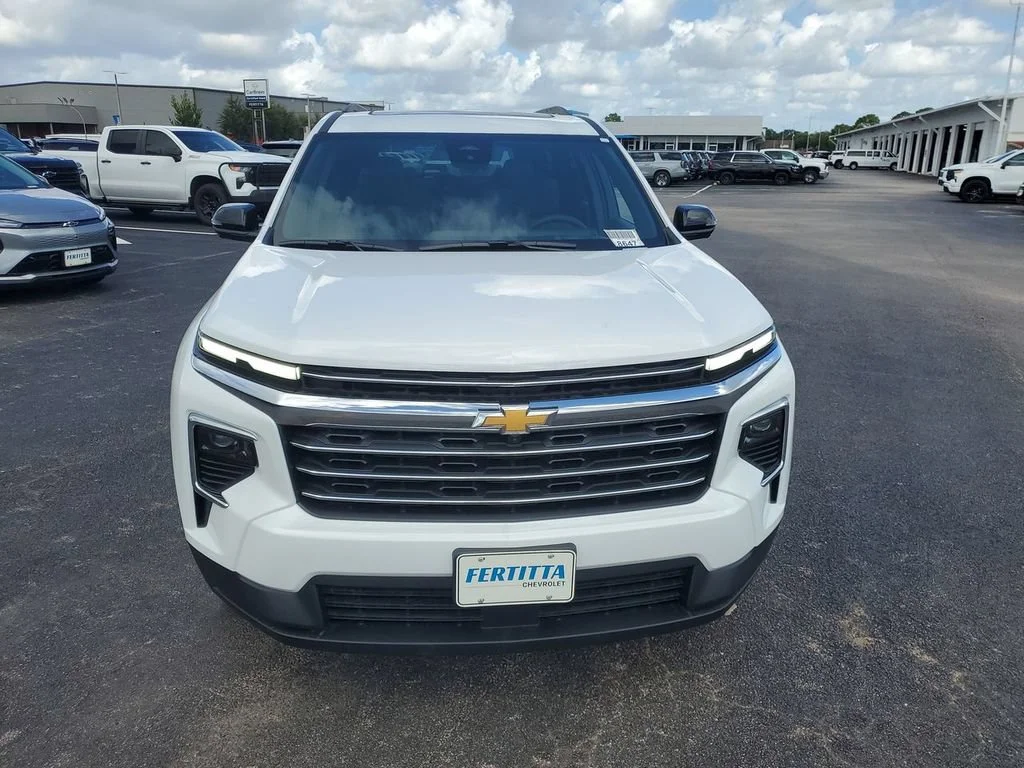 New 2026 Summit White Chevrolet LT image 37