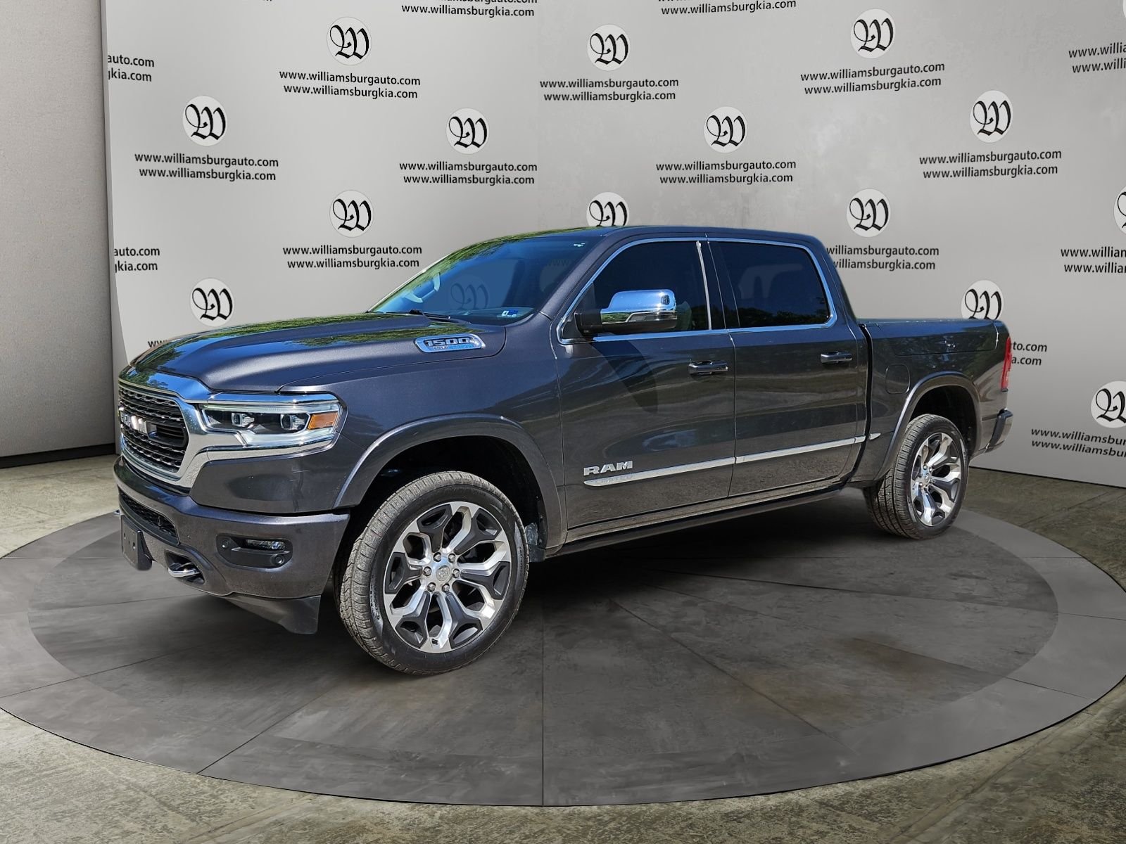 2024 RAM 1500 Limited 4x4 Crew Cab 5'7's photo