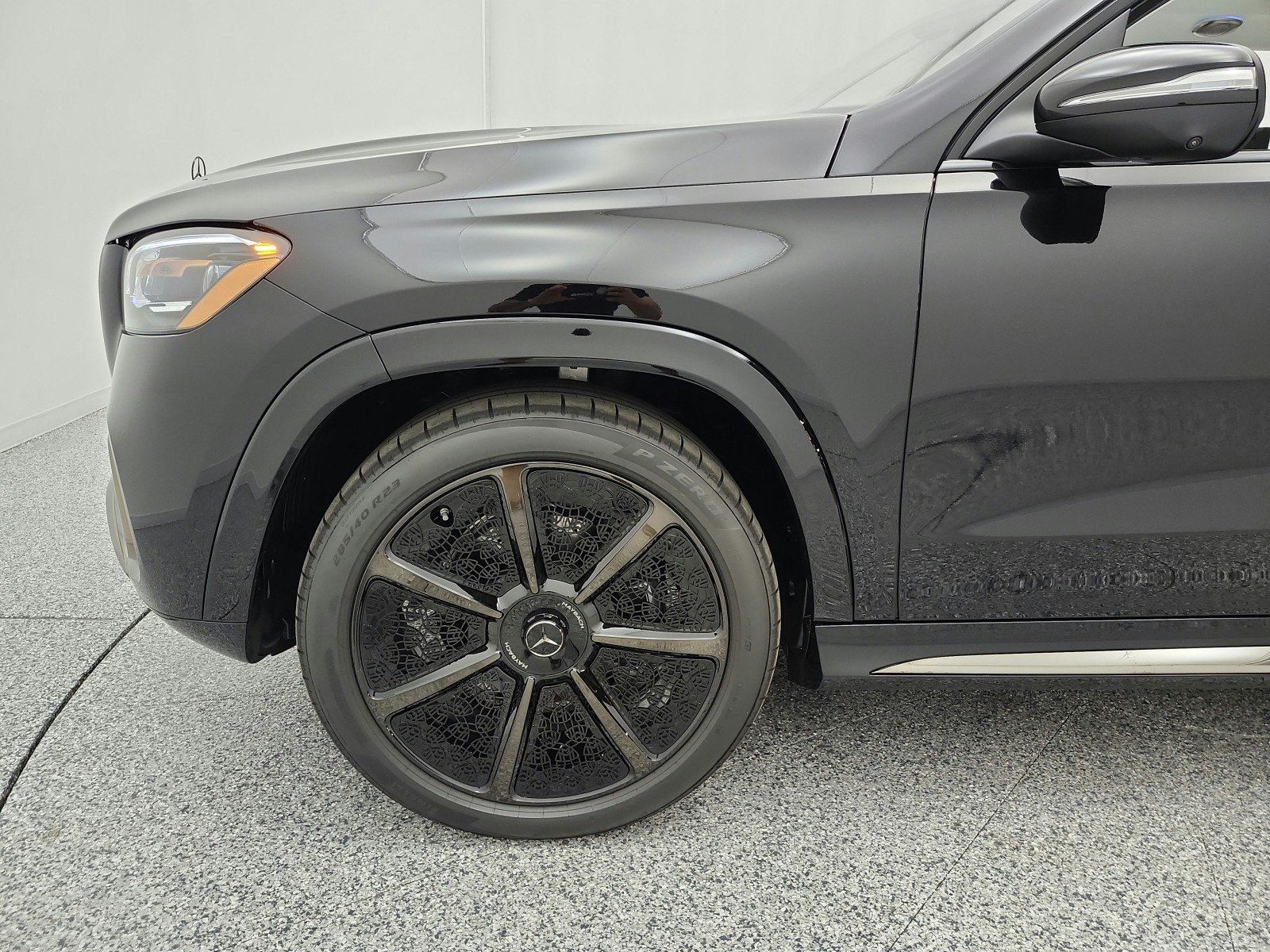 New 2026 Obsidian Black Mercedes-Benz Maybach GLS 600 4MATIC® SUV image 13