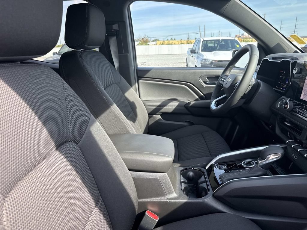 2026 Chevrolet Colorado LT - Photo 12