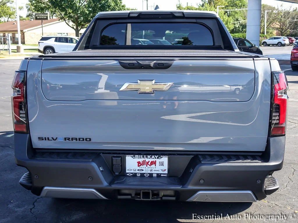 2026 Chevrolet Silverado EV LT - Photo 8