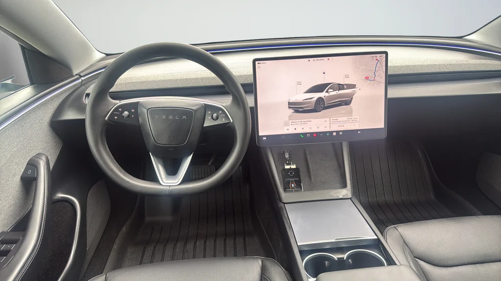 2025 Tesla Model 3 Long Range - Photo 12