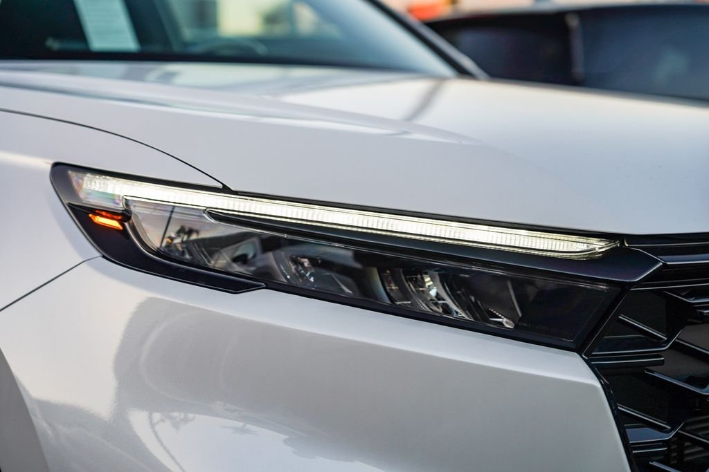 New 2026 Platinum White Pearl Honda Sport image 2