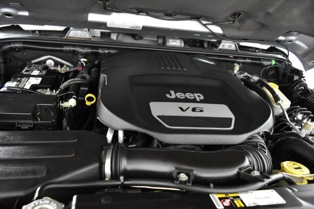 Used 2016 Silver Jeep Unlimited Sahara image 43