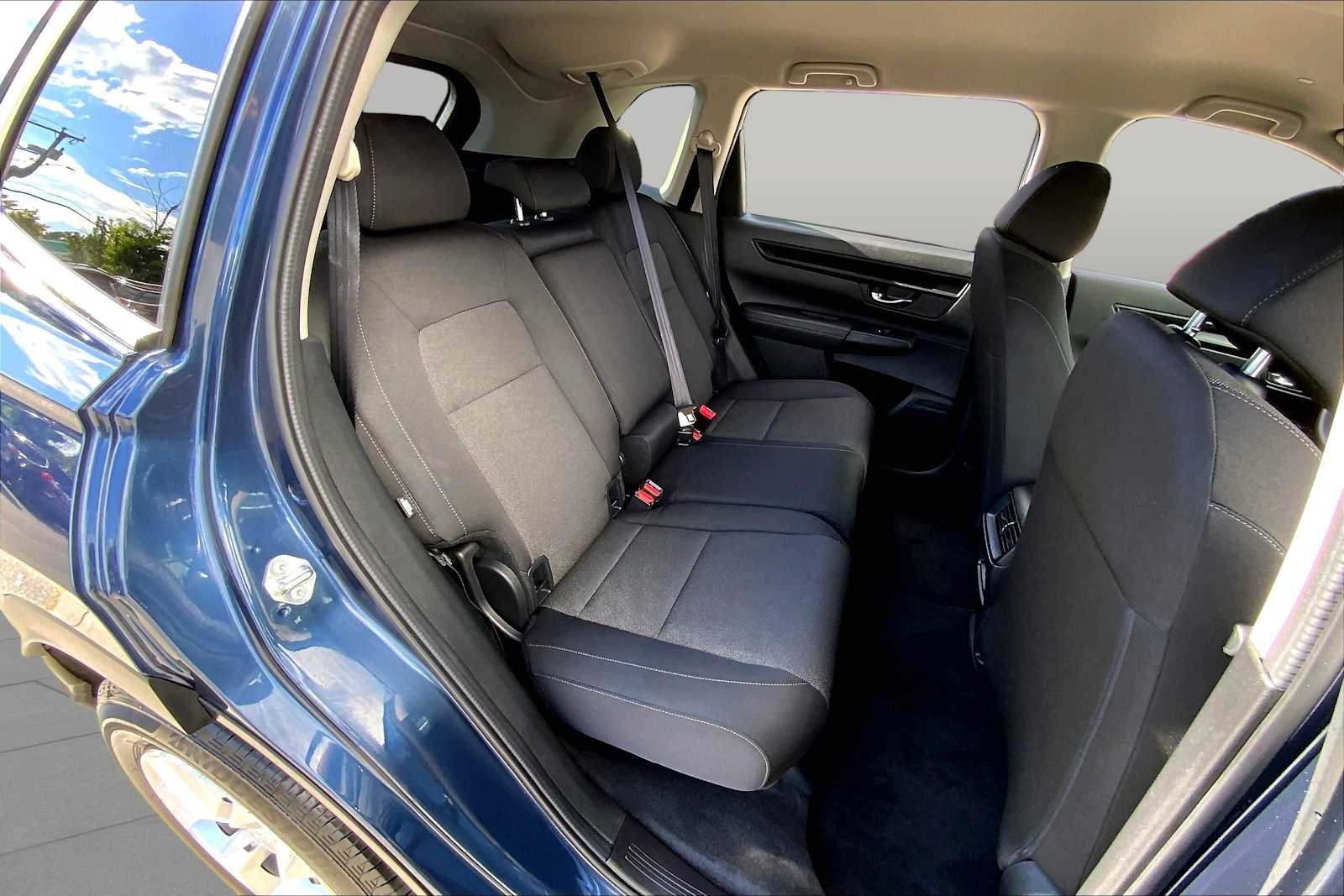 Used 2025 Canyon River Blue Metallic Honda LX image 17