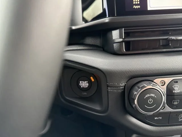 New 2026 Reign Jeep Rubicon image 17