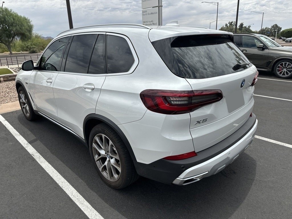 Certified Used 2023 White Metallic BMW xDrive45e image 4