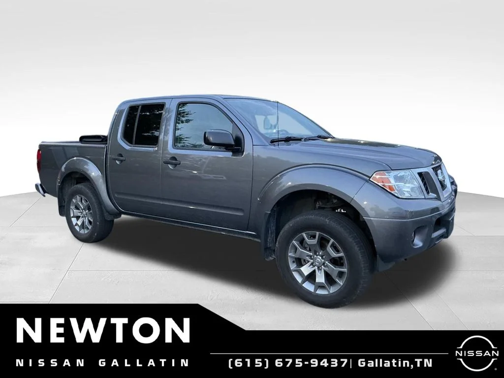 2020 Nissan Frontier SV Crew Cab 4X4 SWB's photo