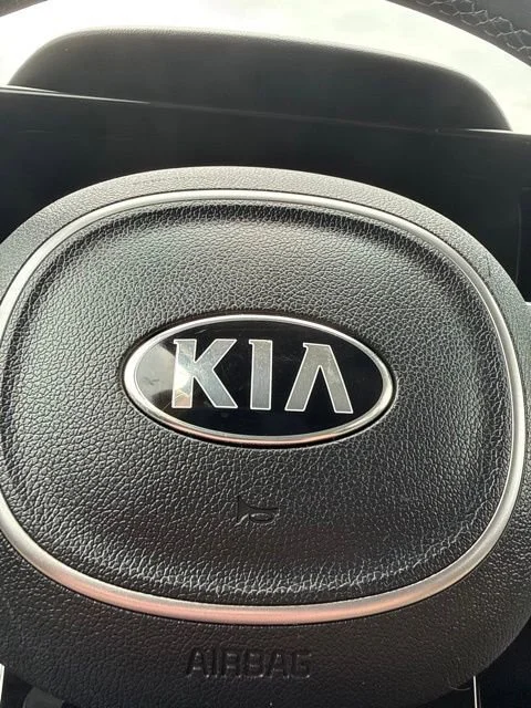 Used 2021 Gray Kia SX image 22