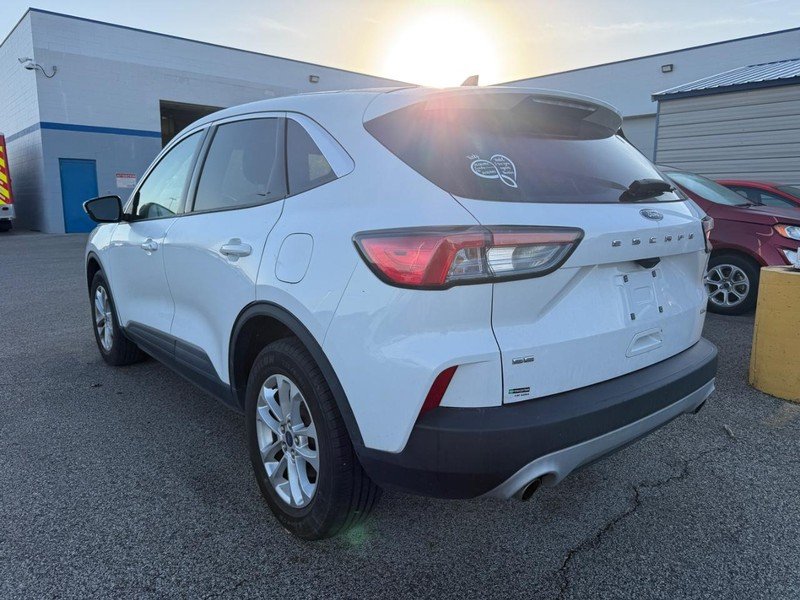 Used 2020 Ford Escape SE with VIN 1FMCU9G67LUC50277 for sale in Granite City, IL